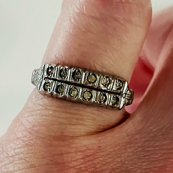 Sterling Silver Double Row Marcasite Band Ring, Size 6 - Picture 14 of 14